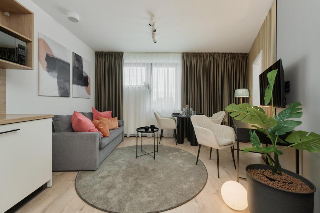 Wroclavia Apartments Dyrekcyjna By Noclegi Renters Вроцлав Экстерьер фото
