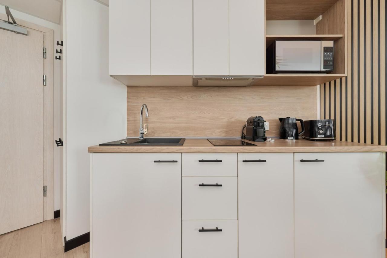 Wroclavia Apartments Dyrekcyjna By Noclegi Renters Вроцлав Экстерьер фото