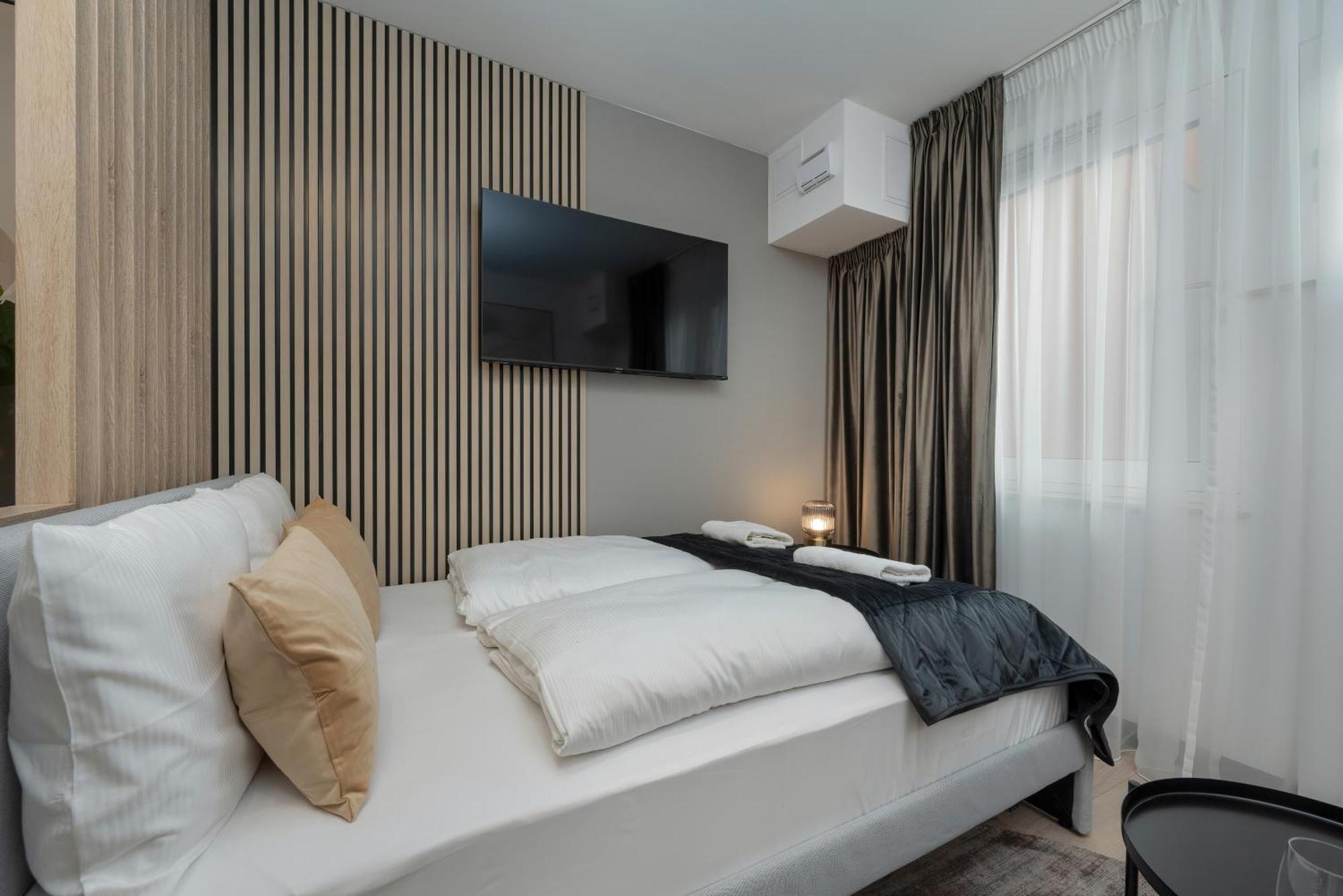 Wroclavia Apartments Dyrekcyjna By Noclegi Renters Вроцлав Экстерьер фото