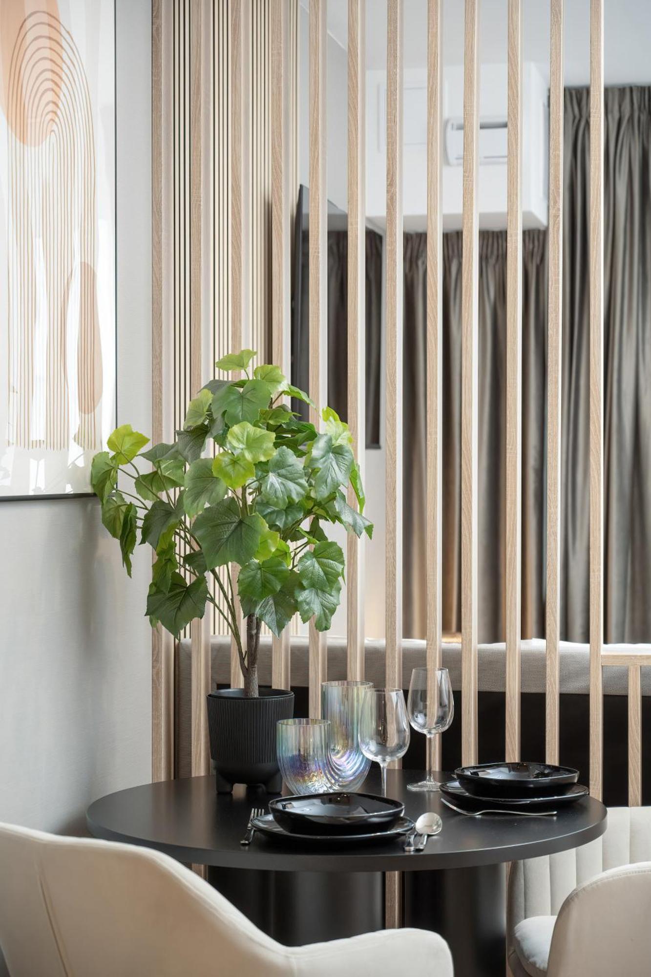 Wroclavia Apartments Dyrekcyjna By Noclegi Renters Вроцлав Экстерьер фото