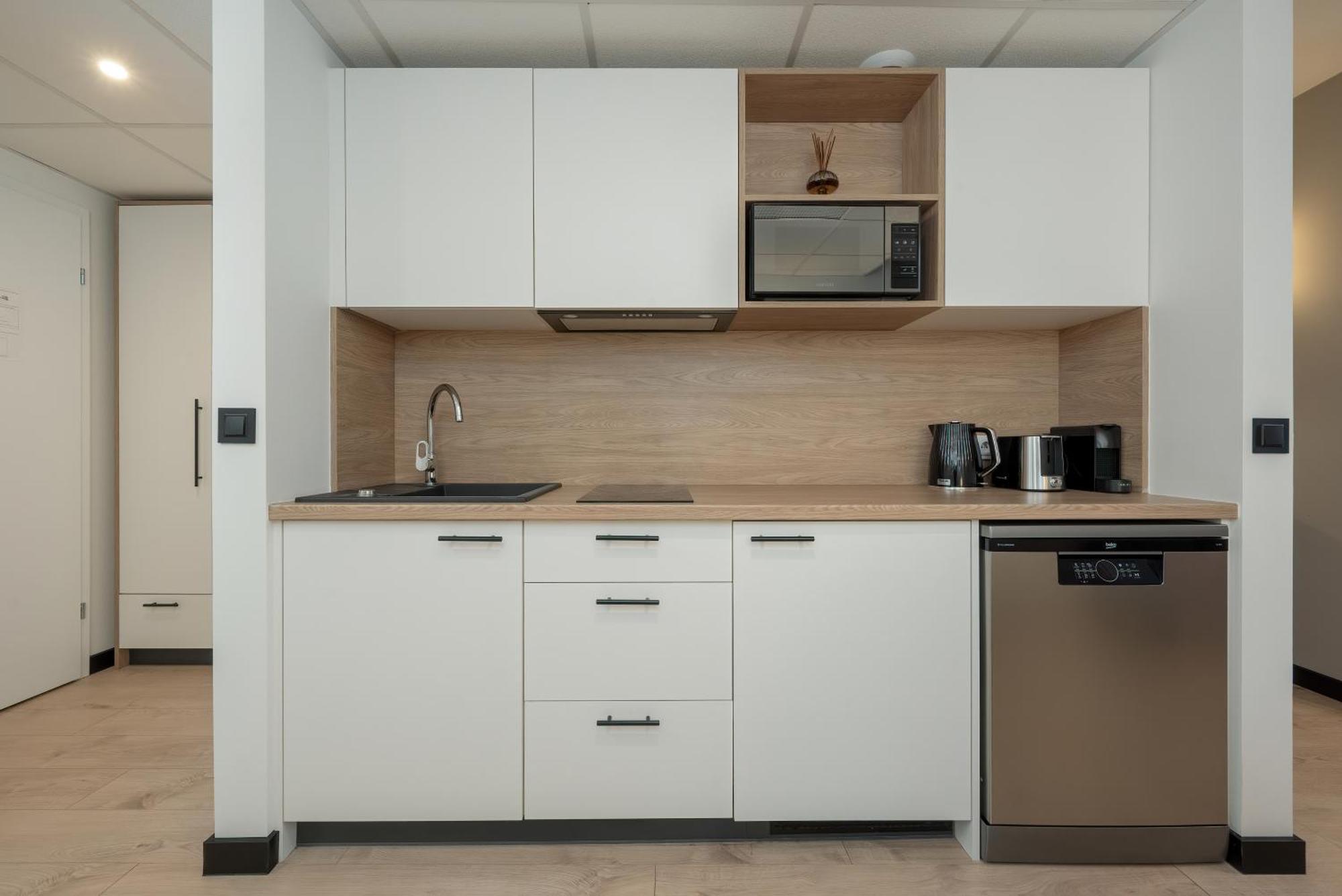 Wroclavia Apartments Dyrekcyjna By Noclegi Renters Вроцлав Экстерьер фото